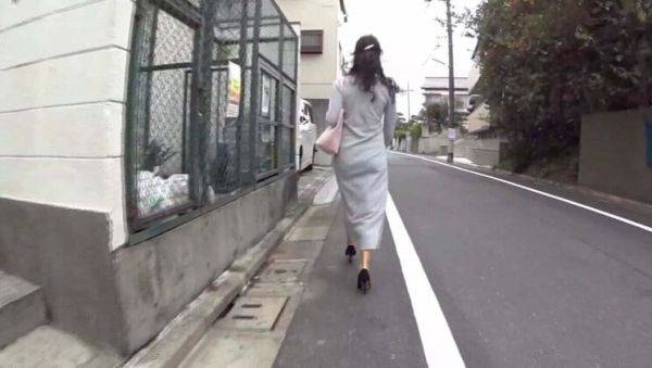 Play hardcore scene of : Big Tits Asian MILF Kyouko Maki Gets Fucked by Stranger in Secluded Spot - HD Uncensored