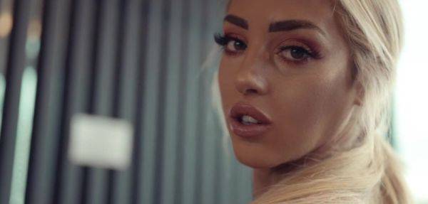 Watch this full movie named : Petite Big Tits Fitness Model Blonde Fucking POV