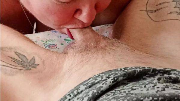 Watch HD clip named : Hot Russian MILF Neighbor Gives Deep Throat Blowjob & Jerks My Dick Till Cumshot