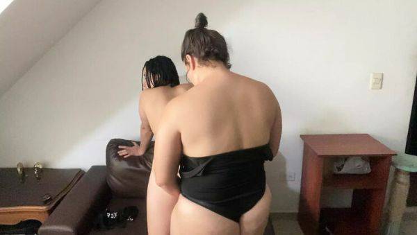 Play the HD scene : Lesbian Stepsister Zoemelissa Strap-On Fucks Me Hard - Amateur Latina MILF