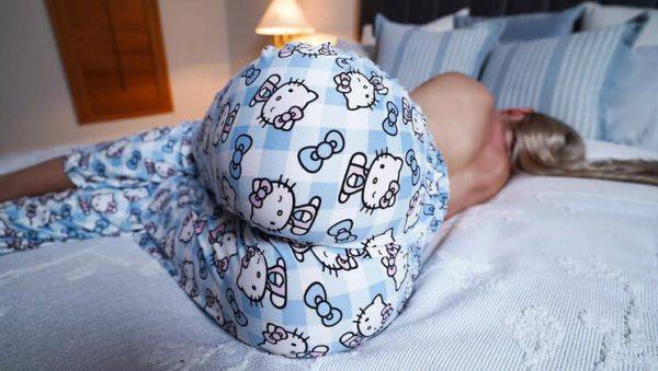 Watch this hardcore clip named : Step Mom Wakes Up to Step Son's Hard Cock - Hot MILF Gets Quick Orgasm