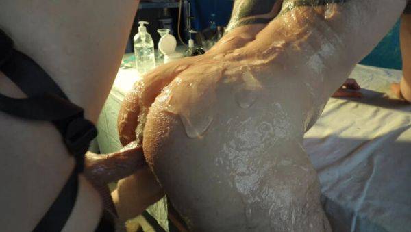 View the complete movie named : Hot Amateur Pegging with Lube - Sweet Ass Fucked Hard