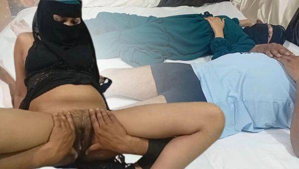 Play the HD movie titled : Hot Muslim Step Sister Dearshivani Gives Blowjob in Hijab - Desi Homemade Sex