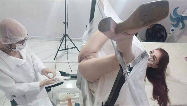 Stream full scene titled : Young Latina Gynecologist Uses Numbing Gel to Examine 19-Year-Old Patient