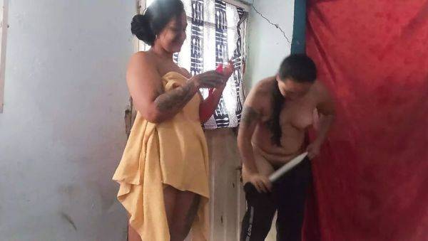 Enjoy watching complete scene called : Hot Colombian Lesbian Amateur Sex - Pussy Licking & Doggy Style