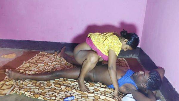 Play this complete movie named : Bangla Audio Sex - Village Beauty Deluwara Fucked Hard in HD