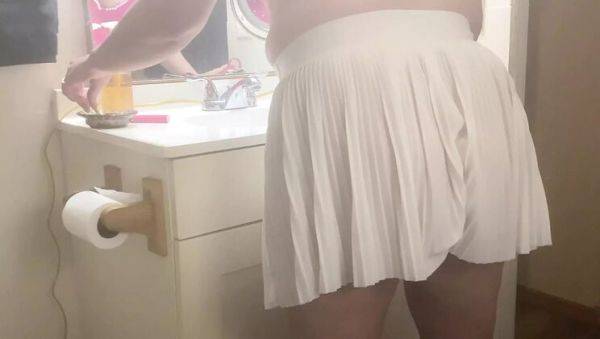 Stream complete clip titled : Blonde MILF Sallylittle75 Takes Big Cock Anal in Bathroom