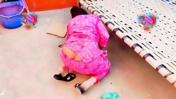 Stream uncensored video of : Hot Pakistani Maid Muskan Rani Viral Sex Tape - Homemade Doggy Style HD