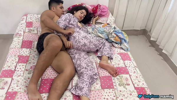 View uncensored scene : Hot Colombian Couple Fucks on Sofa - Big Natural Tits & Ass in 4K