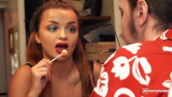 Play uncensored movie of : Daphne Klyde Love Making In A Hostel Room 1