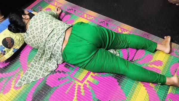 View the uncensored scene of : Desi Aunty Anal Fuck in Village House - Tight Pussy & Doggy Style - SAFI-SEXY