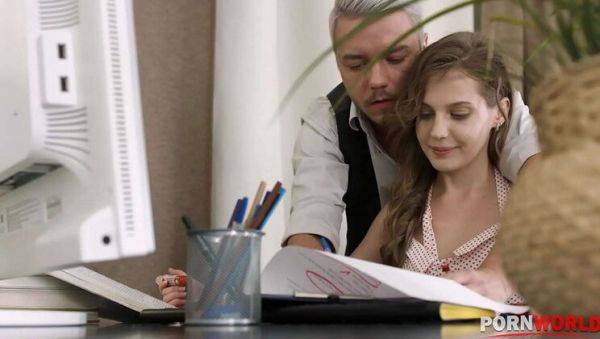 Stream hardcore clip titled : Tattooed Brunette Stasia Si Takes Deep Anal Fuck in Hardcore College Porn