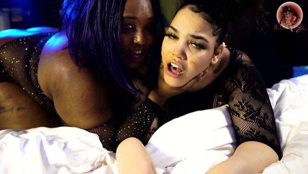 Enjoy watching this full movie titled : ItsKittyLove & Gem Jewels Surprise Threesome with Itsthebeast - Amateur Blowjob & Cowgirl Action