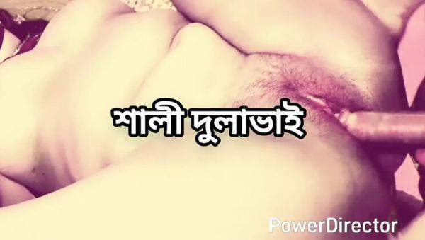 Enjoy watching this HD clip named : Hot Bengali Bhabi Cheating on Husband with Devar in Hotel - Big Ass Desi Sex