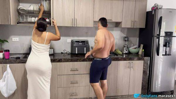 Watch complete clip named : Hot Married Colombian MILF Gets Creampie From Stranger - No Panties Amateur Sex