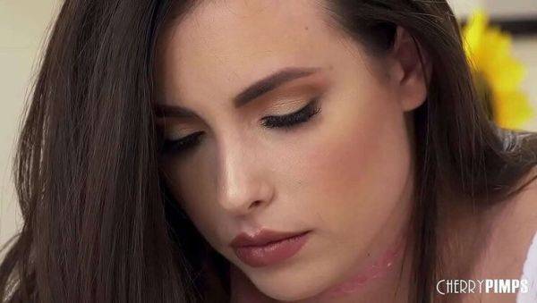 Play hardcore video titled : Big Ass Brunette Casey Calvert Takes Rough Anal & Doggystyle from Ramon Nomar