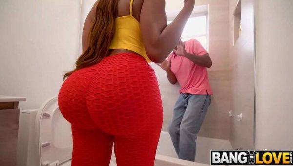 Enjoy watching HD video called : Yum Thee Boss Eats Ass & Gets Facial - Big Booty MILF Riding Hard