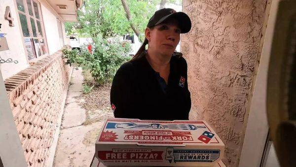 Play HD video of : Dominos Delivery Girl Blows Me For Extra Tip - Big Tits Redhead MILF