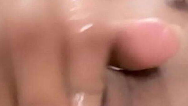 View complete movie of : 18yo teen Samary plays with her tight pussy - solo masturbation