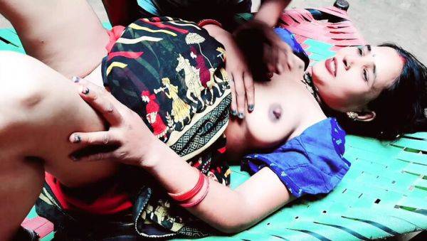 View uncut clip of : Hot Indian Bhabhi in Saree Fucks Hard - Romantic Outdoor Sex with Big Tits & Tight Pussy