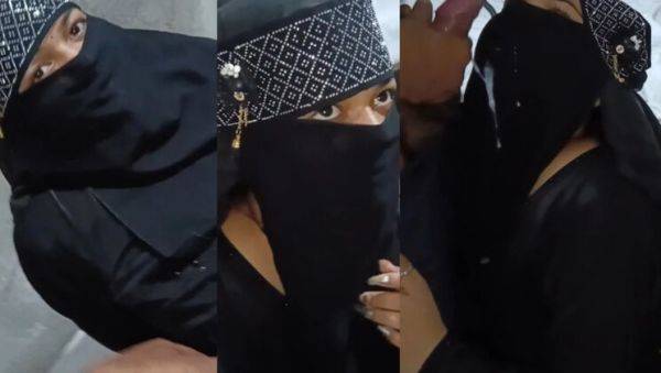 Stream this HD scene : Desi Muslim Bhabhi Fucked Hard by Step-Cousin in Hotel - Homemade Hijab Sex