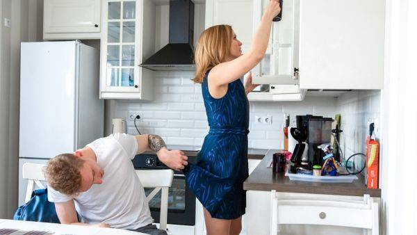 View the hardcore movie called : Failed To Get Me Ready For An Exam? Gotta Swallow My Cream Then - Vip4k