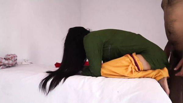 View the full movie : Desi Housewife Takes 20K for Hot Sex - Blowjob & Doggy Style in 4K