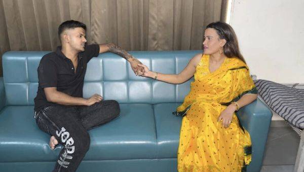 Stream the HD scene : Shy Brother-in-Law Learns Sex from Hot Sister-in-Law - Desi Hardcore Action