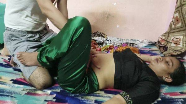 Play uncut scene : Sex Wife - Nu New Married Husband And Wife Sex Video In Home