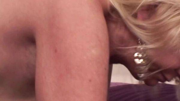 Play full scene called : Hot German BBW Amateur Radka Fucks Dieter von Stein - Blowjob, Doggy Style & Cumshot