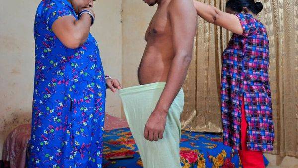 View the uncensored clip called : Desi Stepsister Shocked by My Big Dick - Hot Bengali Fuck Session