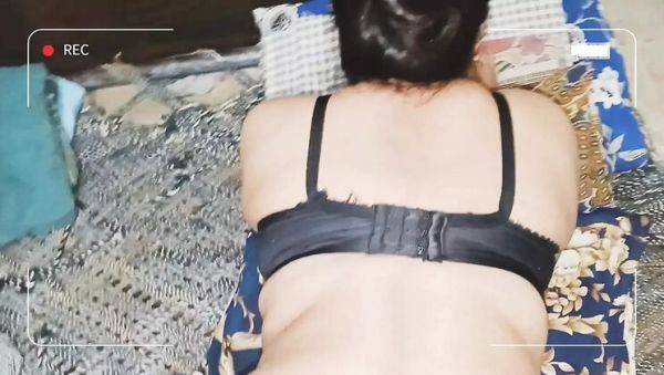 Stream this HD video named : First Time Pakistani Bhabi Takes Huge Cock in Close-Up Anal - Painful & Pleased!