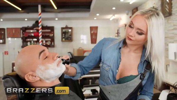 Enjoy watching this hardcore movie of : Petite Blonde Marilyn Sugar Sucks and Rides Big Dick - Brazzers Exxtra