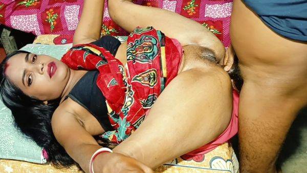 Stream hardcore clip of : Desi Bengali House Wife Painful Double Anal Sex By Her House Teacher - Hindi Sex