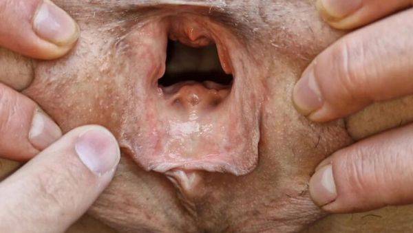 Stream full video of : Naked MILF Nicky Brill Gapes Pussy & Pisses Outdoors - HD Solo Amateur