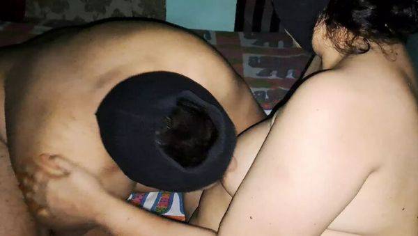 Play the HD scene of : Hot Indian Homemade Sex - Husband & Wife Morning Love with Deep Throat & Cumshot