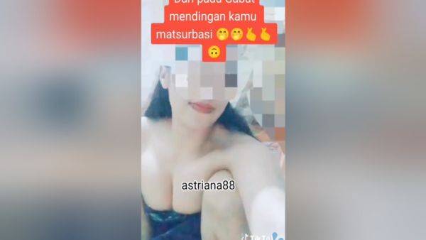 Enjoy watching complete video : Come Here Honey, I Really Want Your Cock With Your Honey