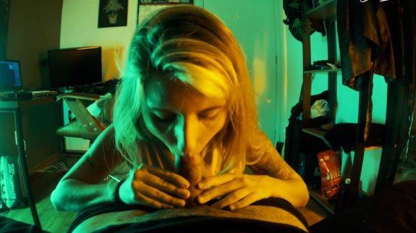 Play complete video : MEU ENCONTRO - Brasiloirinha tem os peitos da Eva Elfie -