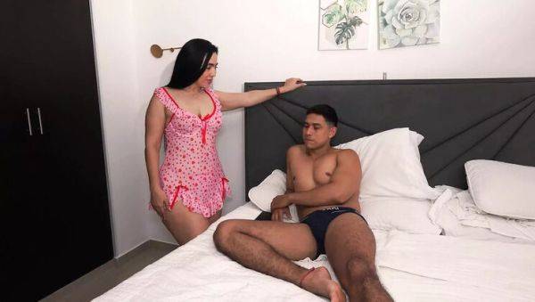 View complete video : Hot Colombian Stepmom Teaches Virgin StepSon How To Fuck Her Tight Pussy