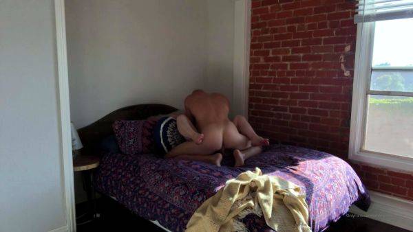 Stream the HD scene : Johnny Sins has brought a blonde home for an intense fuck