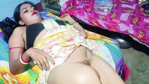 Watch complete movie : Desi Babe Somausha Takes Painful Deep Anal Fuck - Big Boobs & Tight Ass