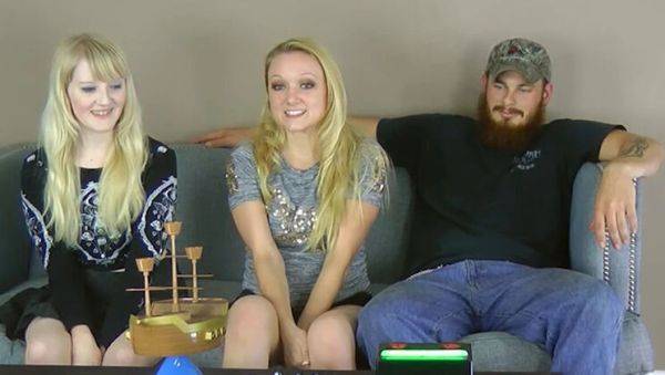 Play this full clip : Blonde Teens Anneliese & Krystal Battle Hardcore - Threesome Fuck & Lost Bet Sex