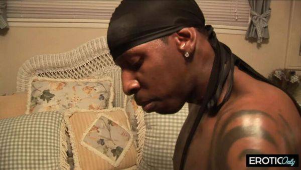 View the HD video of : Jon Jon's huge BBC pounds Kaylani Cream's tight pussy hard