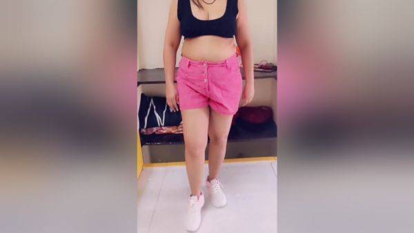 Play hardcore movie : Model At Camera Shooting - New Delhi