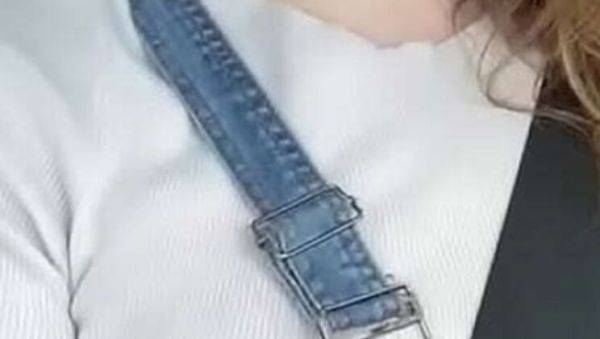 Play the complete clip called : Busty Nerdy Girl Fingering Her Wet Pussy in Car - Thesluttybraniac