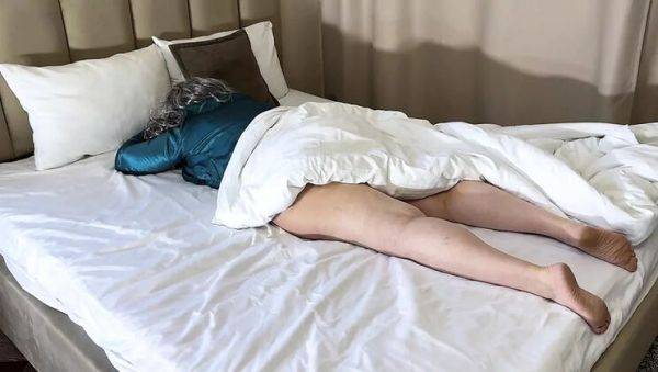 Enjoy watching this HD scene : Stepmom Gets Anal Creampie on Soft Bed - Lausaminasa Moans Loud