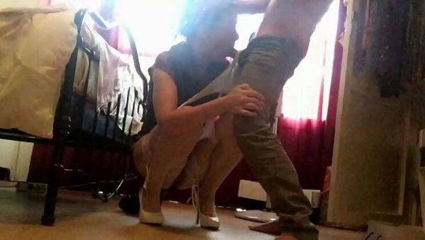 Enjoy watching HD movie of : Standing Fuck in Dress - Blonde French Amateur Doggystyle & Blowjob in Heels