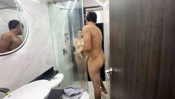 Enjoy watching this HD clip called : Stepbrother Sees Me Shower and I Invite His Cock in My Juicy Ass Until I Cream