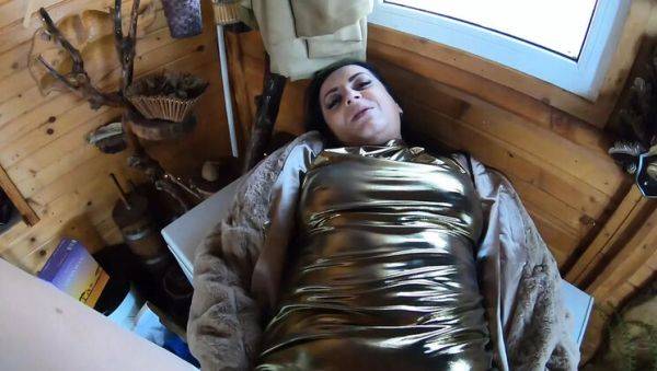 Watch complete clip of : Cheating Wife Gets Filled By Friend - Hairy Pussy Creampie - MilfyCalla