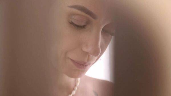 Watch the uncensored clip of : Hot Sensual Massage with Pussy Creampie and Intimate Sex